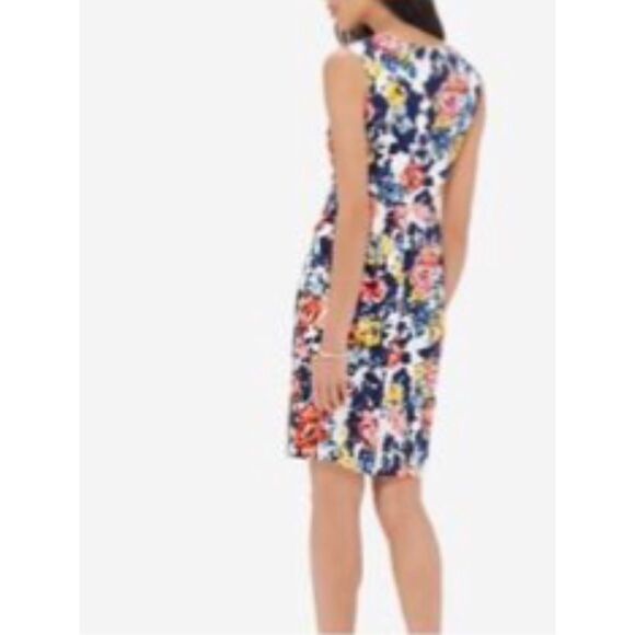 ✨HP 4-16-18✨Floral Printed Sheath Dress✨ - Picture 3 of 8